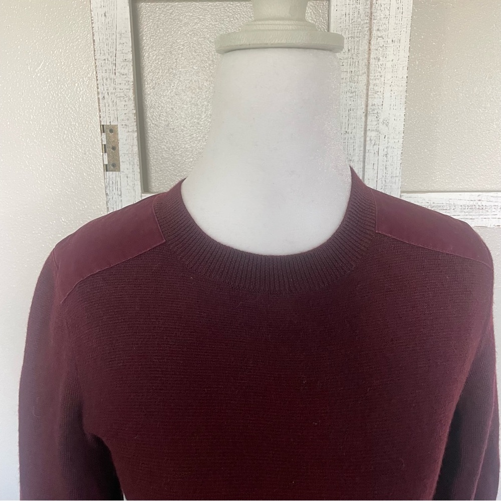 GAP Women's Burgundy Crew Neck Sweater - Picture 2 of 8